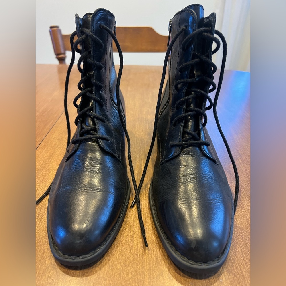Women’s Born Black Leather Lace-Up/Zipper Boots Size US 9